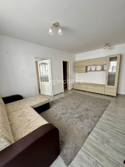 Apartament cu 2 camere , etaj 1, parcare , zona Terra - 6