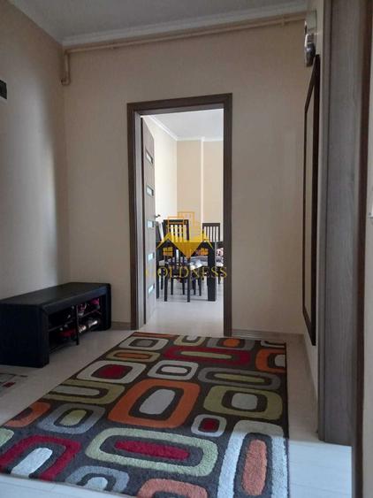 2 camere decomandate, terasa, parcare, Zona Piata Marasti, Mega Image