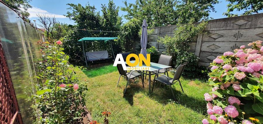 Casa cu 4 camere, garaj, teren 791 mp, zona Schit