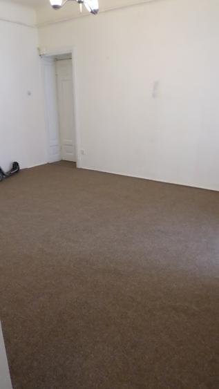 Victoriei, apartament in vila semidecomandat