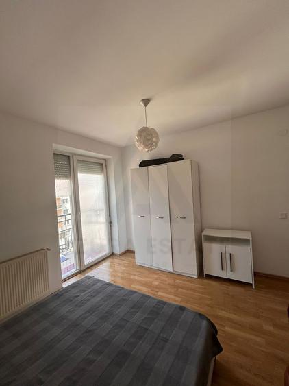 Garsoniera decomandata bucatarie inchisa si balcon zona Turnisor