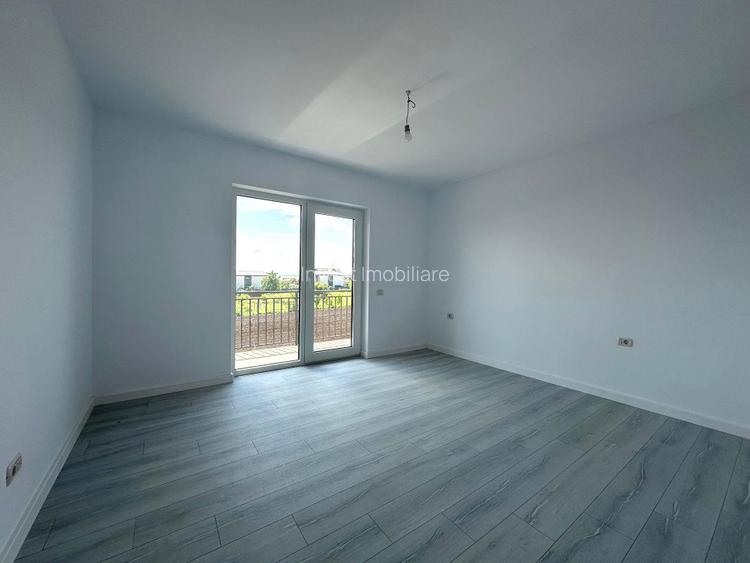 CASA 5 CAMERE POPAS PACURARI-VALEA LUPULUI - 17