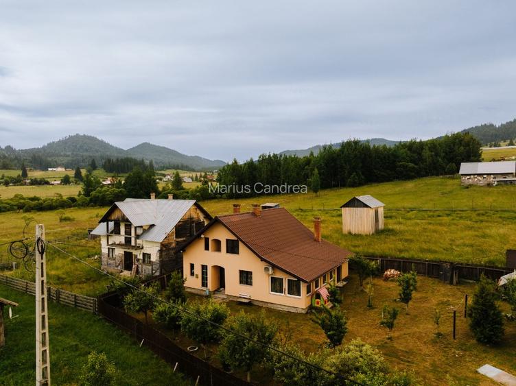 Casa de vânzare pentru locuit sau pentru pensiune