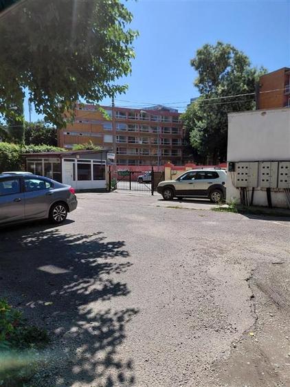 Garsoniera Grozavesti | 33 mp | Centrala proprie | Curte privata | metrou aproap