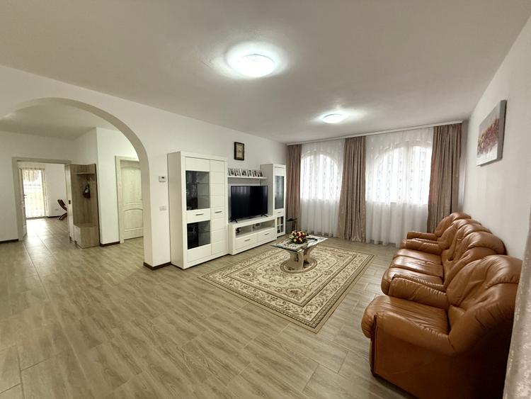 Casă în stil mediteranean de vanzare– rafinament, lumină și spațiu generos!