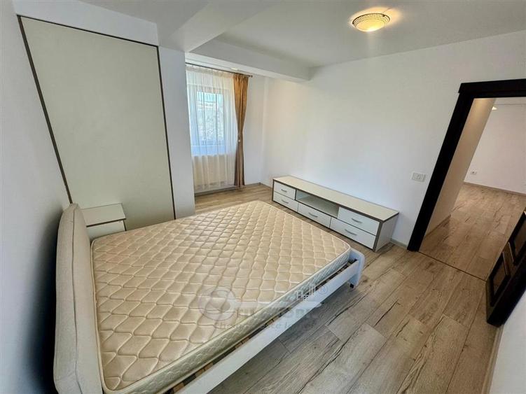 Apartament 3 camere, 76mp, la 2 min de Palas, Parcare inclusă