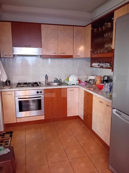 CASA IN CENTRU -REGHIN CU SPATIU COMERCIAL