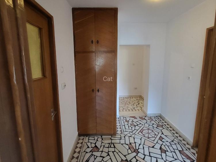 ION MIHALACHE PIATA 1 MAI  4 camere spatios  zugravit 3 balcoane inchise - 10