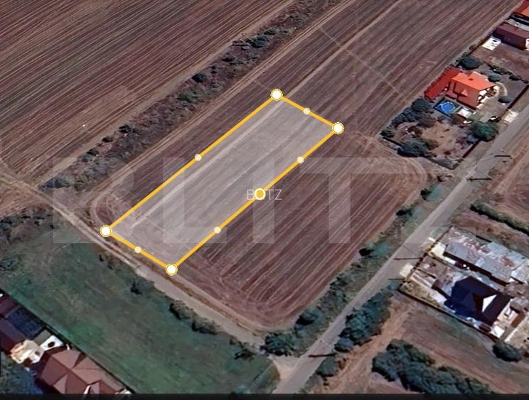 TEREN INTRAVILAN CONSTRUCTII 2240 MP lIPANESTI - 4