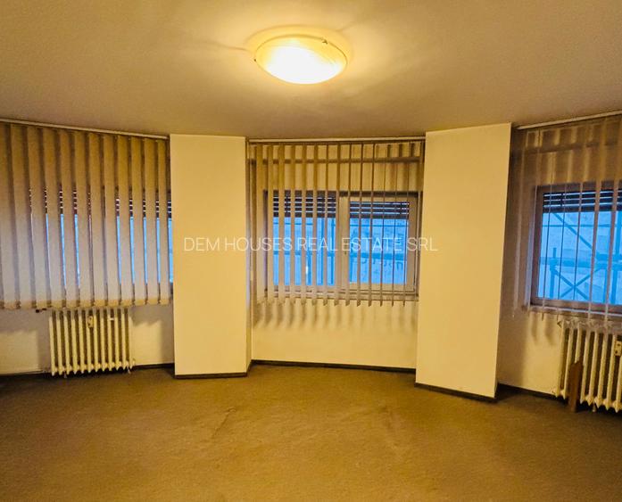 Locatie exceptionala,DECEBAL ,stradal,monolit,bloc reabilitat termic,liber - 3