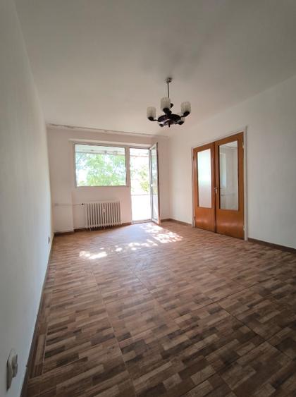 Drumul Taberei-3 minute metrou Valea Ialomitei-Apartament 3 camere- PET FRIENDLY