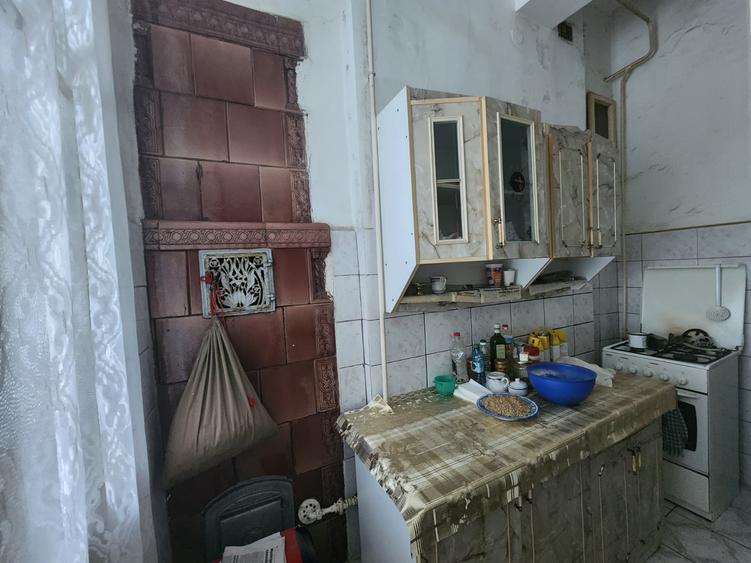 CASA CENTRU IASI, 7 CAMERE, 143 MP UTILI, 22 MP BECI, MAGAZIE SI GARAJ