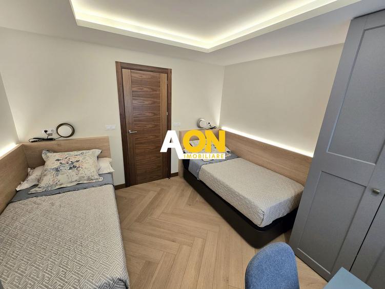 Apartament 3 Camere, Superfinisat, Zona Centru, cu Garaj