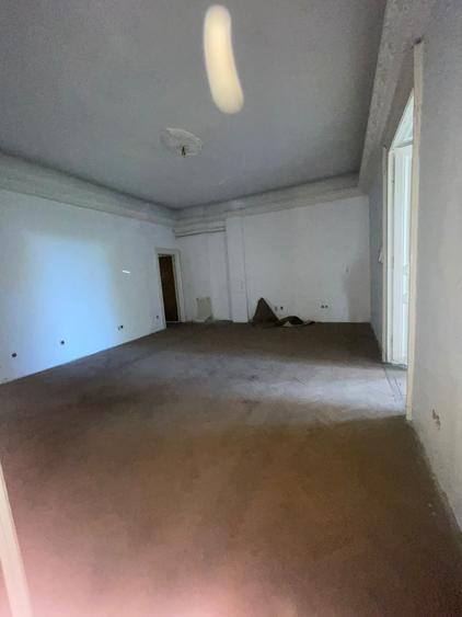 Unirii Cladire Investitie Spatii Comerciale Subsol 800 MP