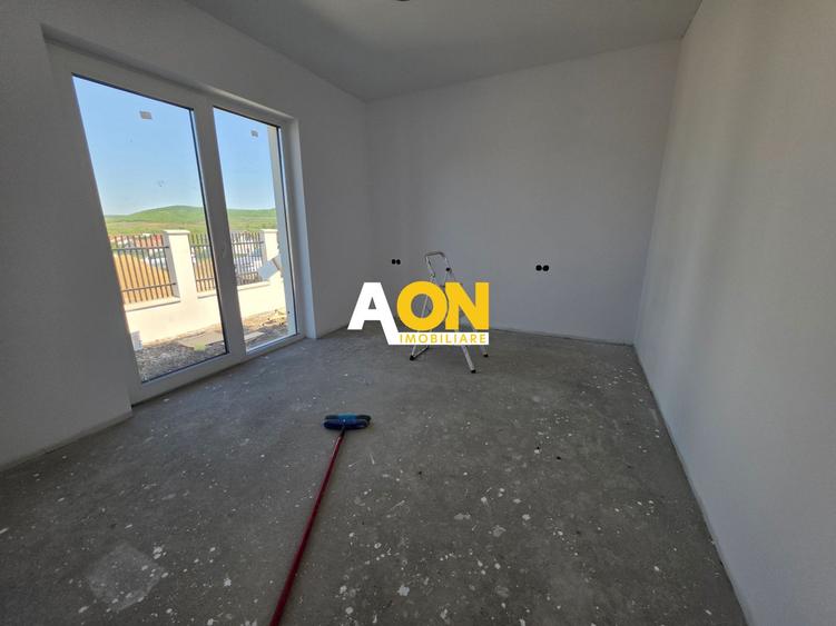 Casa 4 Camere, 2 Bai, 610mp Teren Zona Alba Micesti