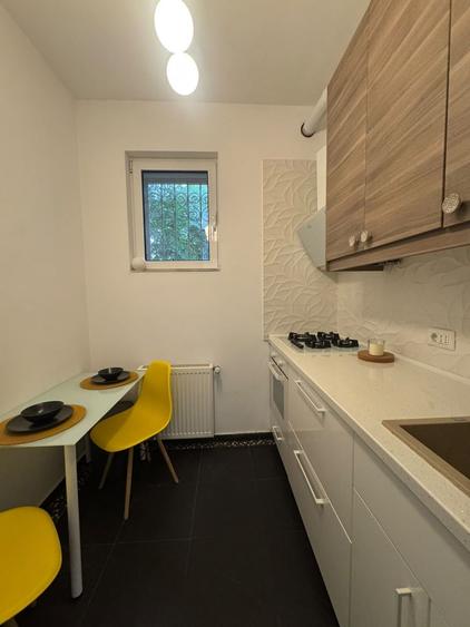 3 camere ||  BARBU VACARESCU
