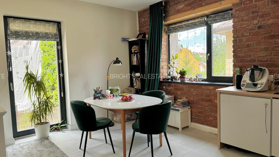 Casa de vanzare tip duplex- proprietate exclusiva in Centru vechi -curte privata - 7