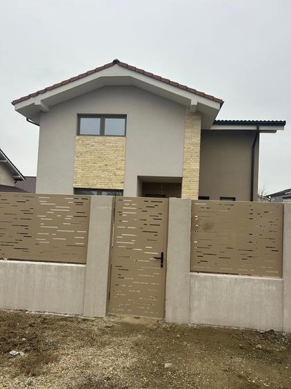 Casa premium individuala de vanzare, in Giroc