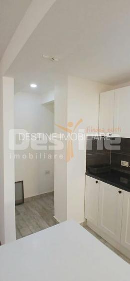 Apartament semidecomandat - 6