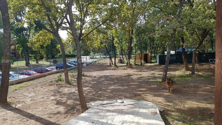 Pensiune deosebită de vânzare în Neptun – la doar 5 minute de plajă! - 8