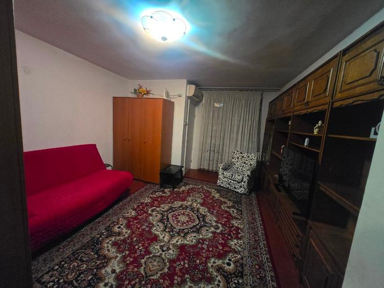 Închiriez garsoniera  Vatra Luminoasa 33 mp