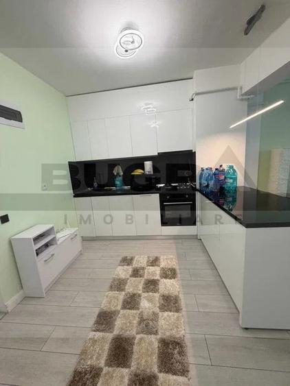 Apartament 2 camere, parcare, zona Frunzisului