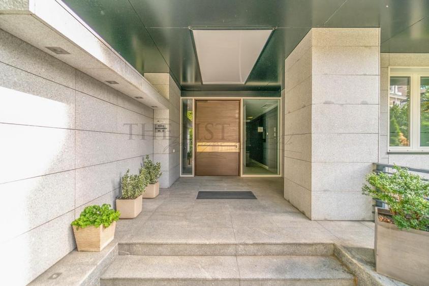 Apartament 4 camere | Loc de parcare | Dorobanti - Capitale | TVA DEDUCTIBIL