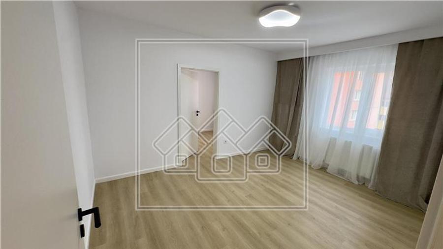Apartament de vanzare in Sibiu - 2 camere, complet renovat - Cedonia