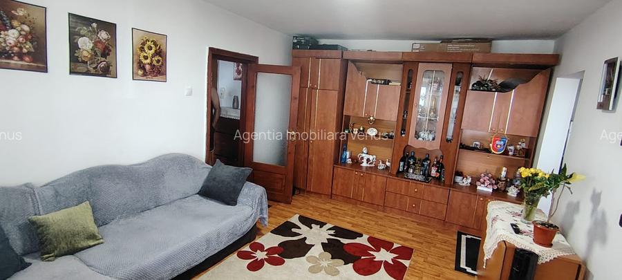 Apartament 2 camere bloc cu lift nou - 2