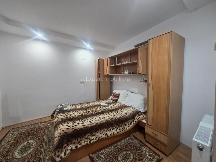 Casa zona Chercea Mobilata din paianta. - 5
