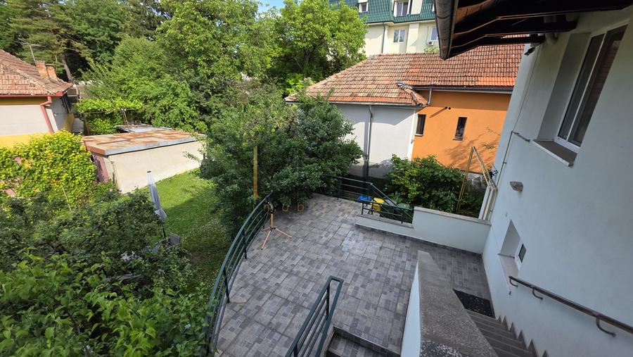 Spatiu birouri 4 camere 128mp,curte,parcare, Zorilor, zona Sigma