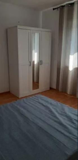 2 CAMERE, NERVA TRAIAN, 63 MP, DECOMANDAT, COMPLET UTILAT