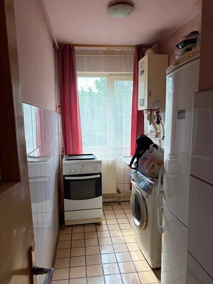 Apartament 3 camere | Piața Doina – Șagului | Etaj 3 | Centrală proprie | Boxă |