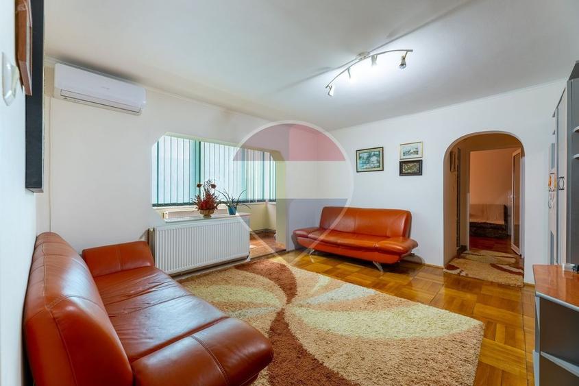 Apartament cu 2 camere de închiriat în zona Confectii