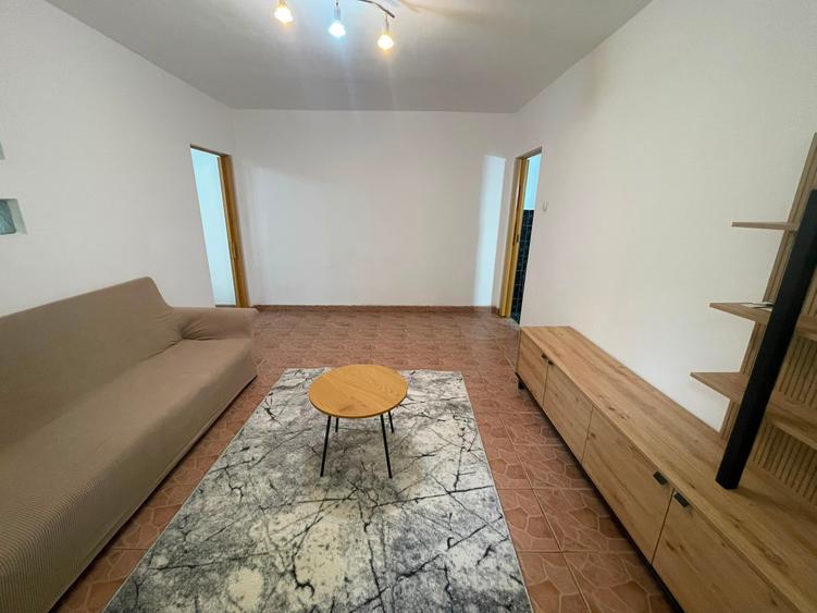 Apartament cu 2 camere, etajul 1/4, PET FRIENDLY, zona Mircea Cel Batran,