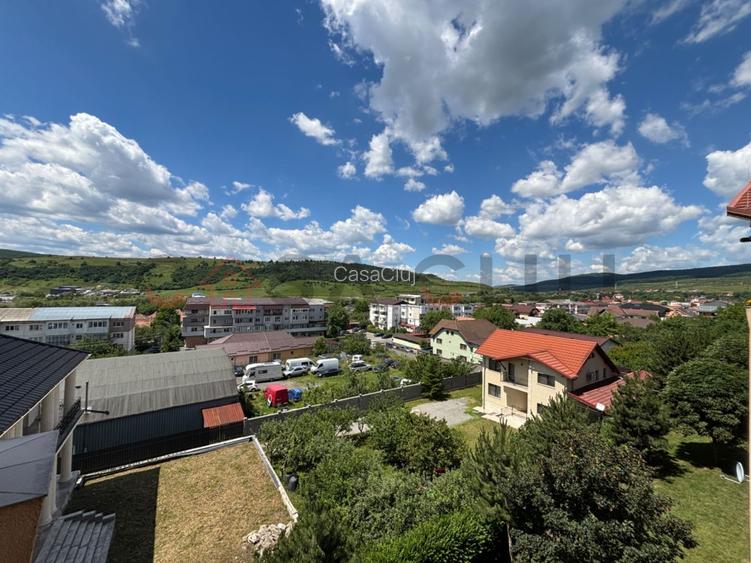 Apartament Spatios pe 2 etaje - Garaj - Complex securizat - Baciu - 9