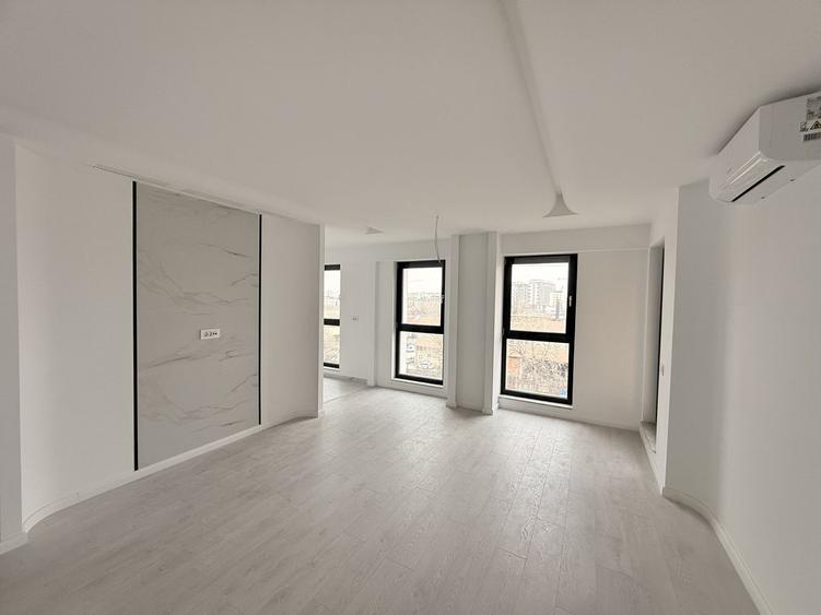 3 camere Parcul Carol 75 mp
