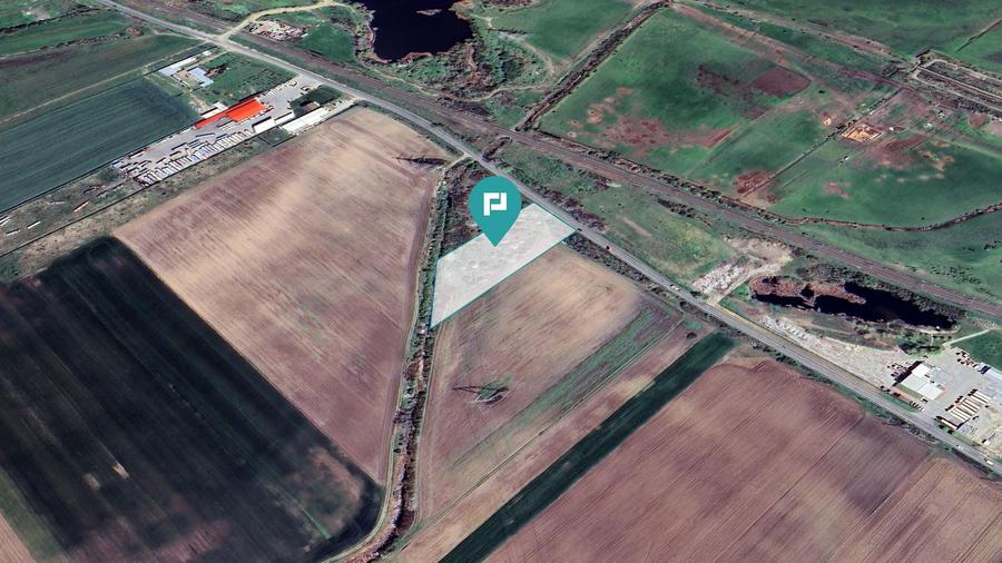 Teren extravilan 10.000 mp – PUZ în curs