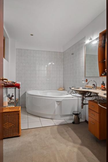 Apartament 6 camere în vilă consolidată | Garaj | Cotroceni