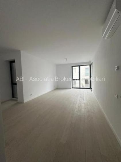 🌳 CARTIERUL FRANCEZ | 2 CAMERE | TERASĂ | HERĂSTRĂU LA CÂȚIVA PA - 5