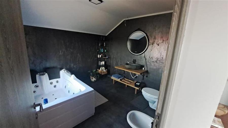 EXCLUSIVITATE, Casa 5 camere, 650 mp Teren, Carpinis-Tarlungeni, Brasov