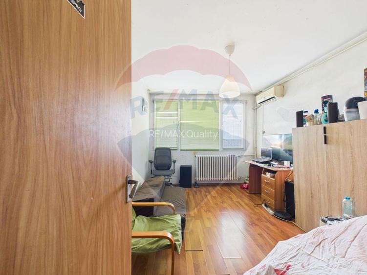 Apartament cu 2 camere de vanzare - Zona Alexandru Obregia - 10
