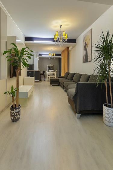 Apartament 3 camere tip Penthouse ~ Terasa 100 mp ~ Parcare subterana