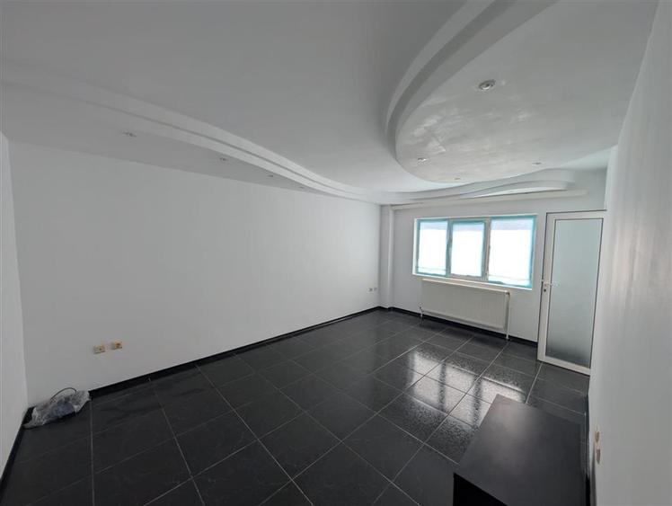 VIDEO! RENOVAT RECENT! AP 3 camere, Calarasi 4, Confort 1, PARTIAL MOBILAT