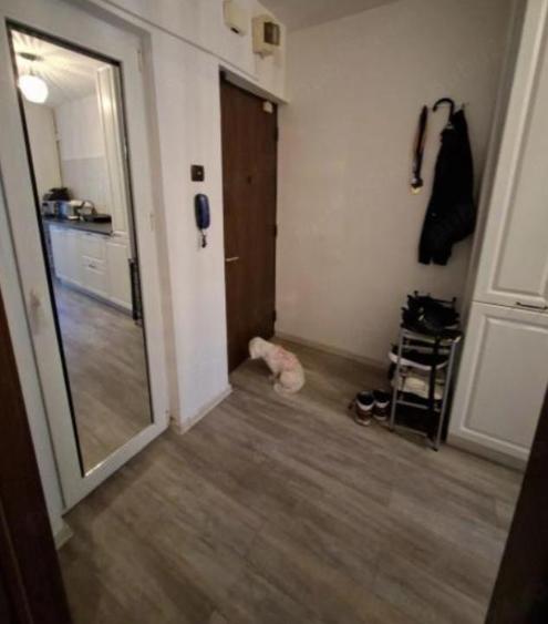 Apartament 2 camere în zona Constantin Brâncoveanu la 3 mi