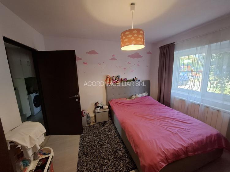 Apartament cu 4 camere centrala gaz Poarta 6 - 7