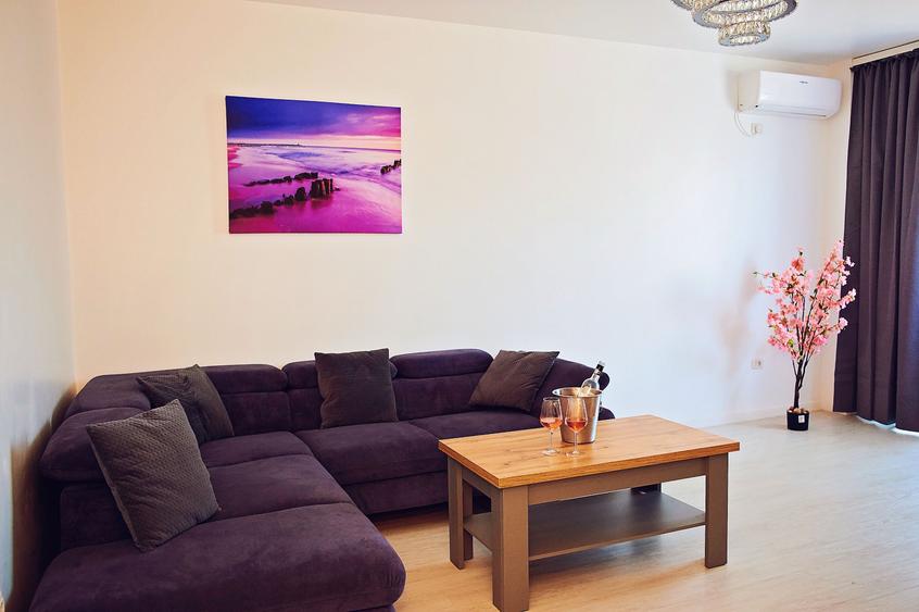 Apartament 3 camere Mamaia CENTRU(AXI46)