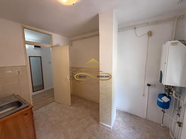Apartament 2 camere de vanzare in Bacau