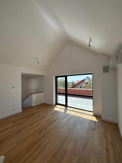 Vila noua, 4 camere, complex case, Petrom City, Genesis School, Deutsche Schule