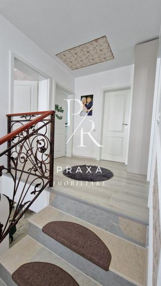 Duplex, 5 camere de inchiriat, 120mp, panouri solare, 3 parcari, zona Terra!